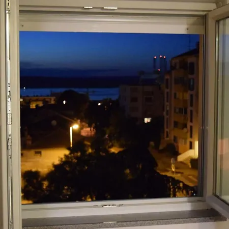 Ljudevita Posavskog 13 *